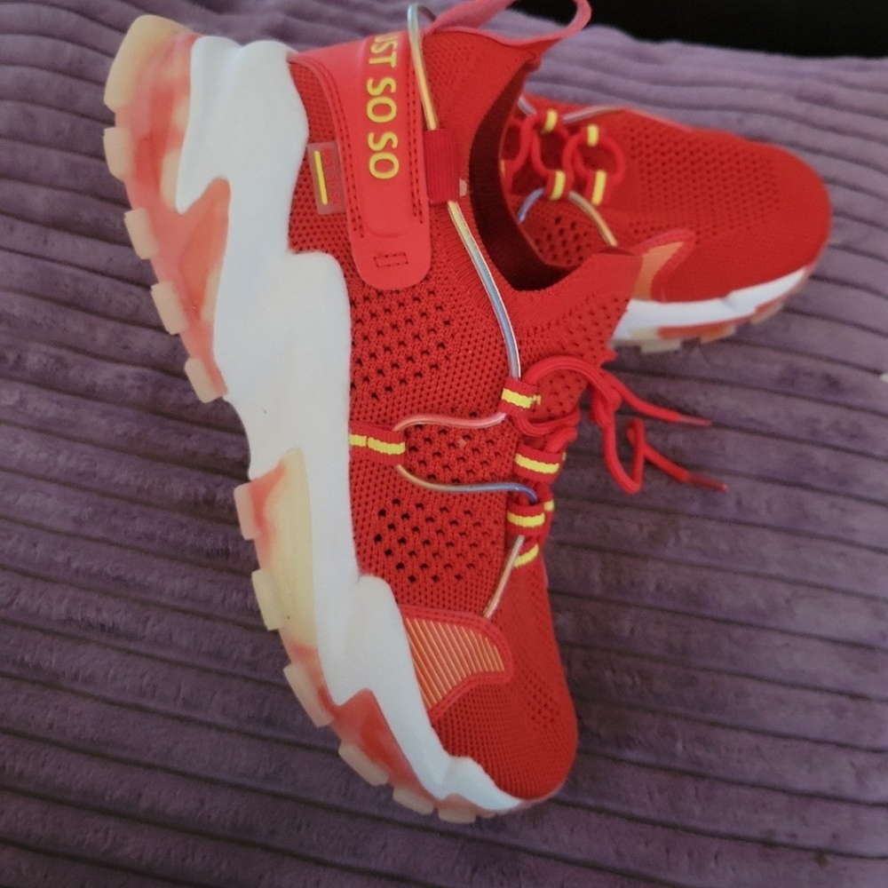 Just so so women's sneakers
